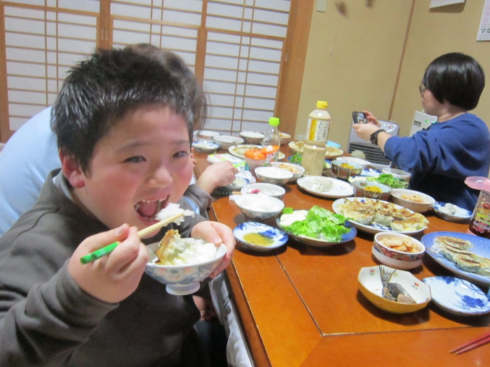【入選】遠藤八重子-大玉ばあちゃんちのお米、おいしい！！