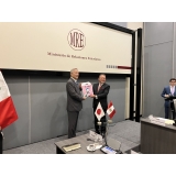 3日目 外務省を訪問