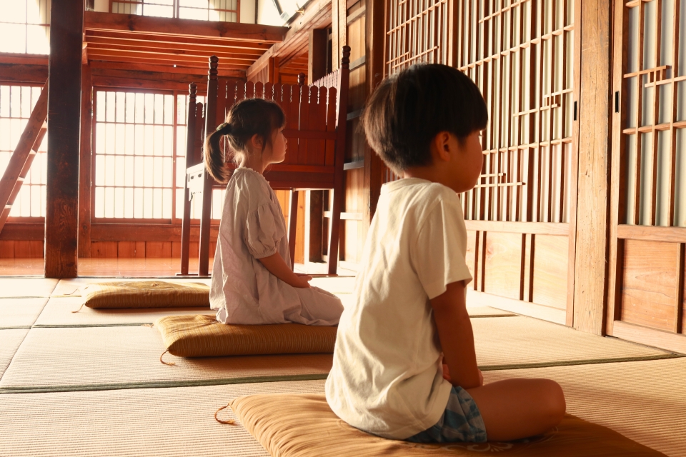 【優秀賞（歴史部門）】玉泉寺、早朝座禅会